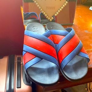 Men Gucci slides